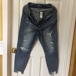 🔥💋 TORRID jeans NWT size 18R SUPER Cute ❤️🔥